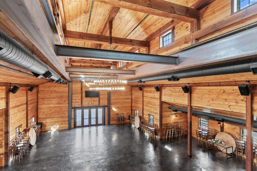 56EventCenterFirstFloorViewfromSecondFloork08hijxco5