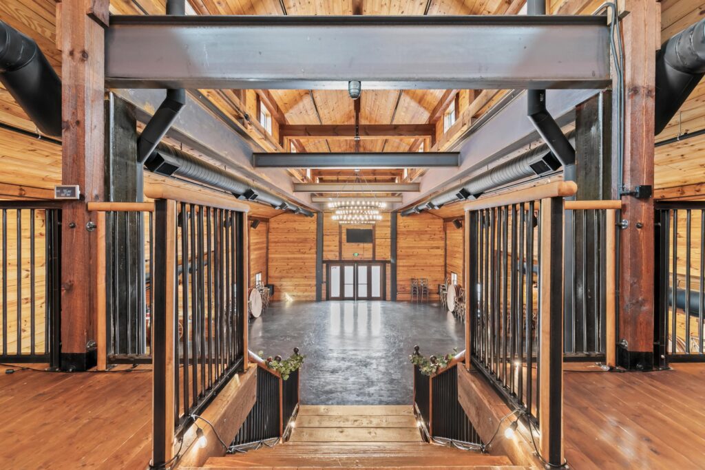 57EventCenterSecondFloorOverlookingFirstFloordtr1a2npb