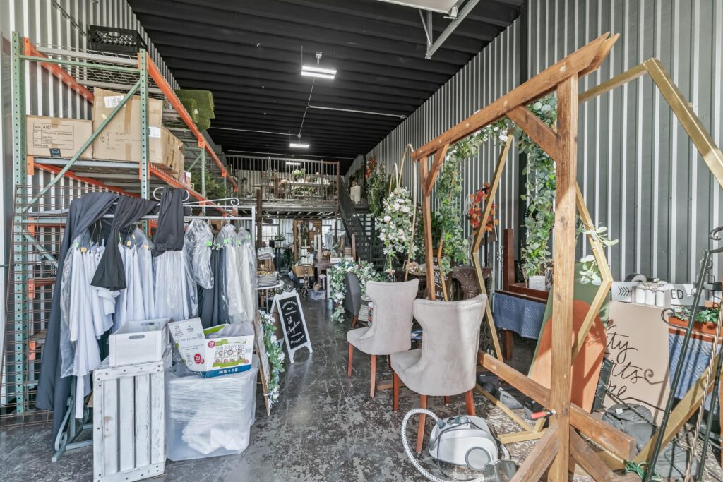 68MainResidenceGarageStorageBayowvruvkl0n